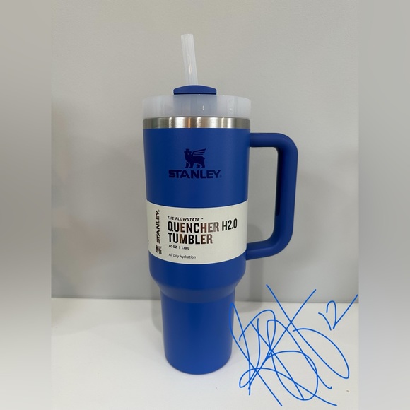 Stanley 40oz IRIS BLUE The Flowstate Quencher H2.0 Tumbler NWT 40 Ships ASAP! - Picture 1 of 7